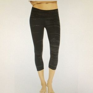 Salar Printed Powerhold Capri NWT